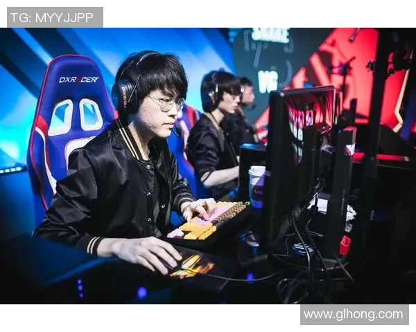 《聚焦英雄联盟电竞赛事全景：战队争锋与玩家竞技精神的完美碰撞》